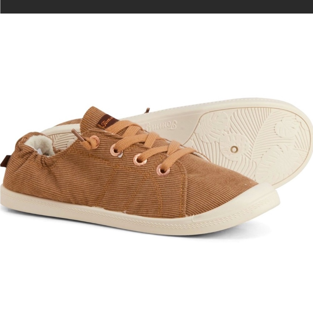 Brown comfortable Tommy Bahama Sneakers